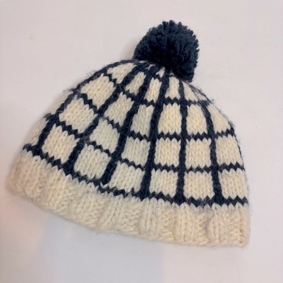 The Blueberry Hill Navy White Plaid Hand Knit Pom Beanie Hat L - Picture 2 of 5